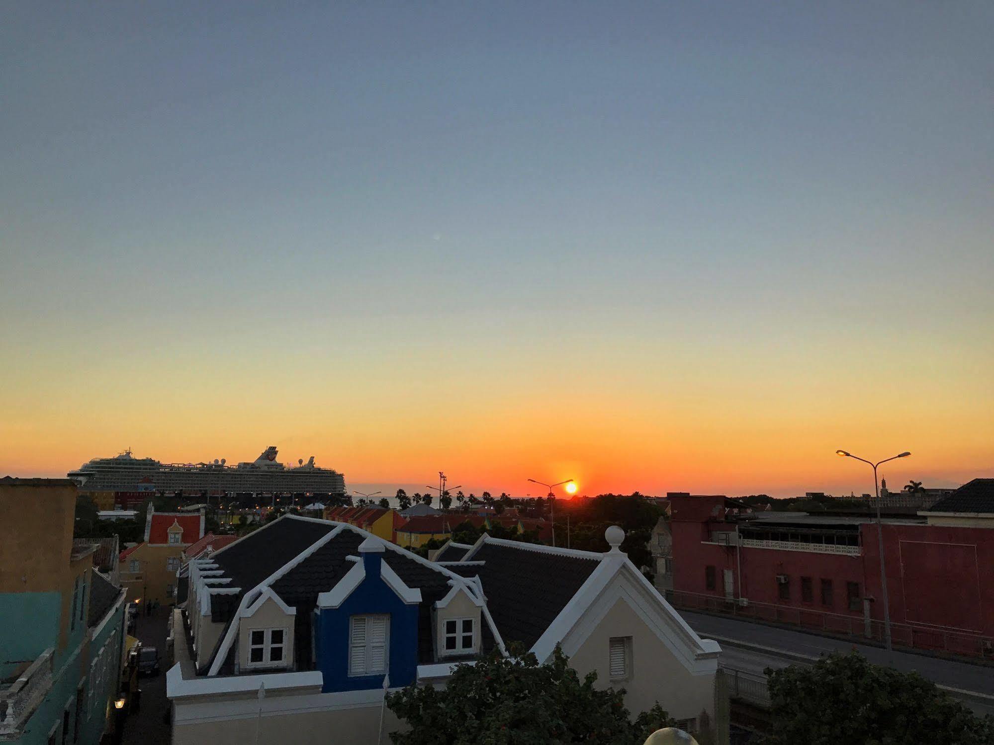 Curacao Suites Hotel Willemstad Eksteriør billede